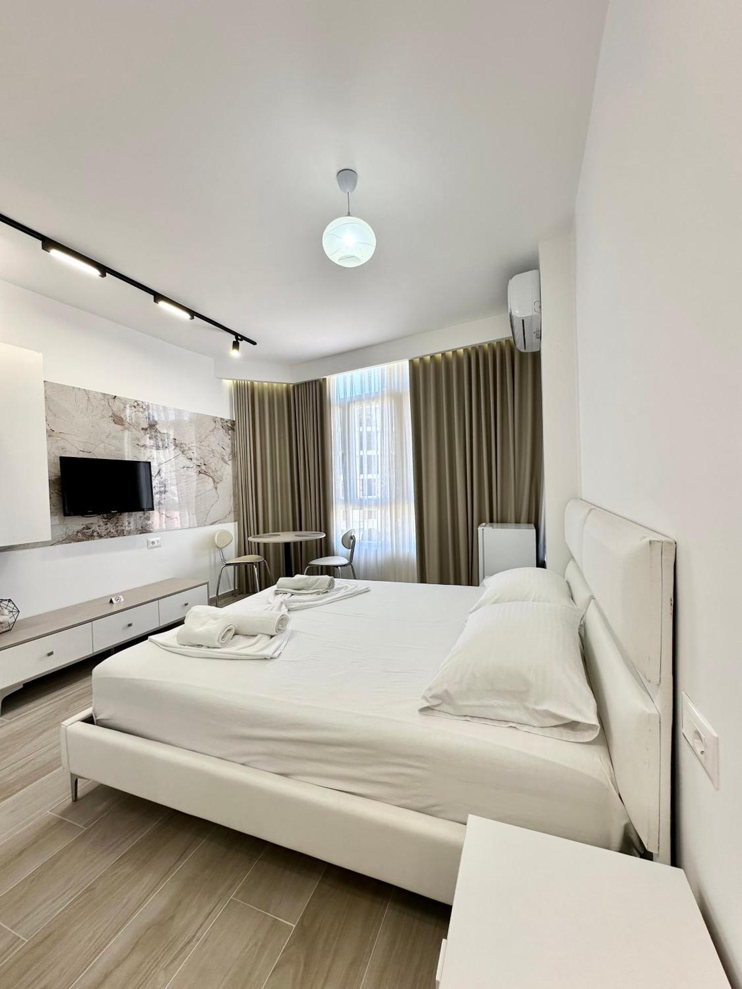 Al Mare Rooms Sarandë Eksteriør bilde