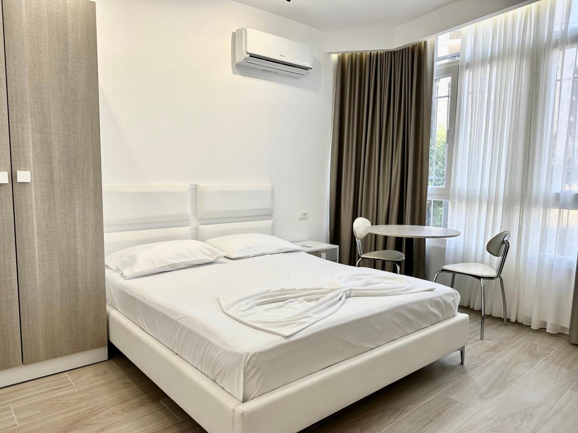 Al Mare Rooms Sarandë Eksteriør bilde