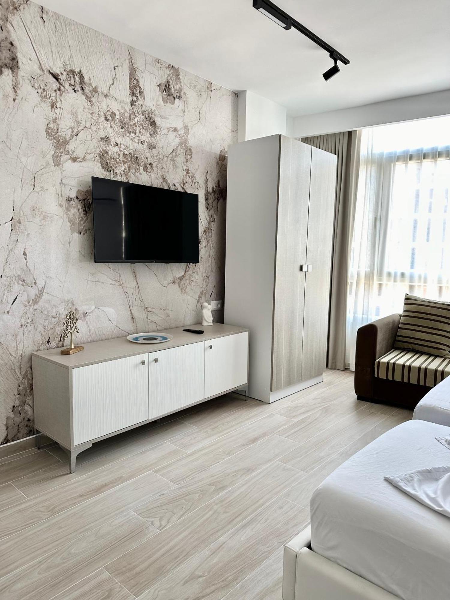 Al Mare Rooms Sarandë Eksteriør bilde