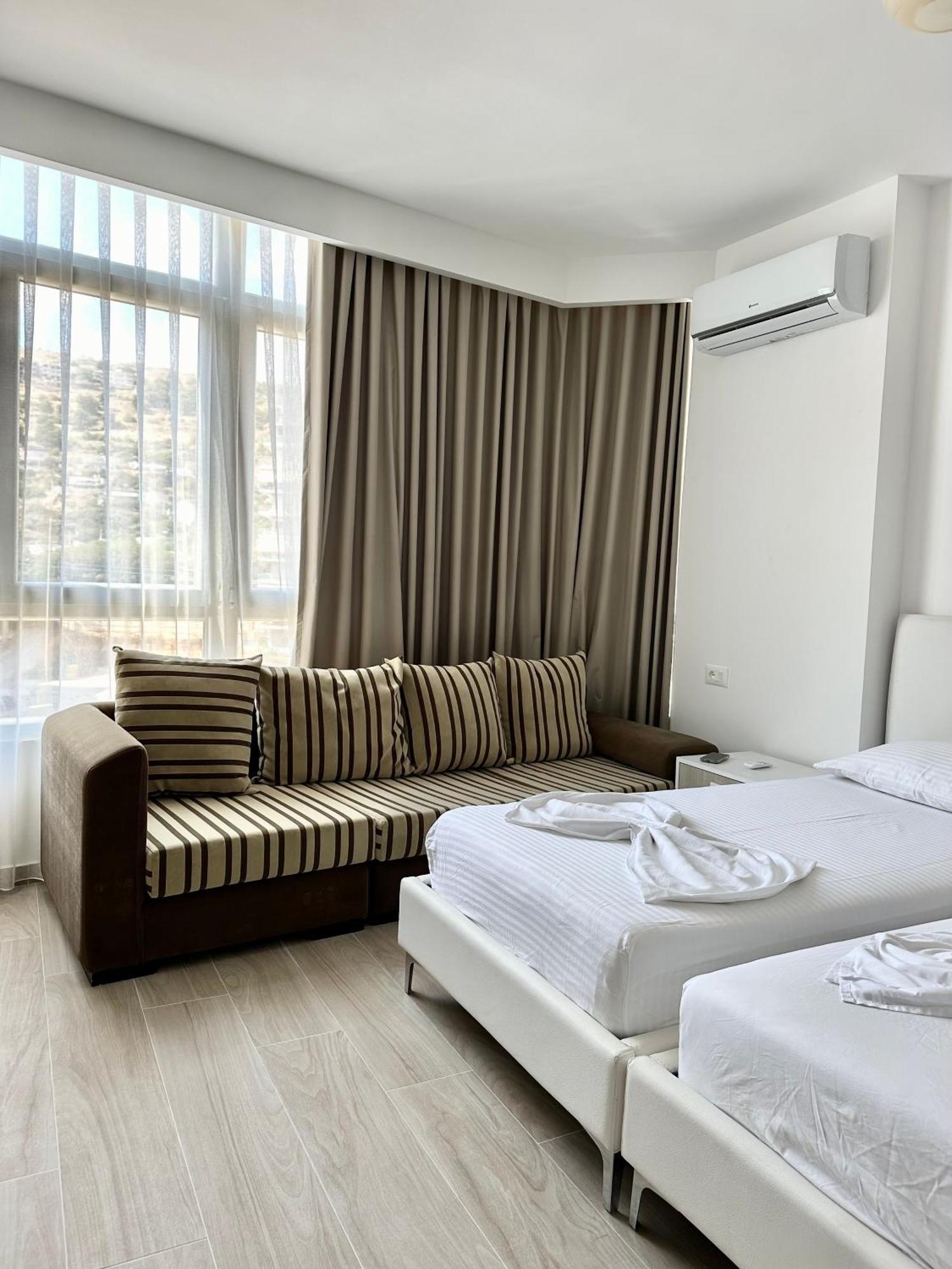 Al Mare Rooms Sarandë Eksteriør bilde