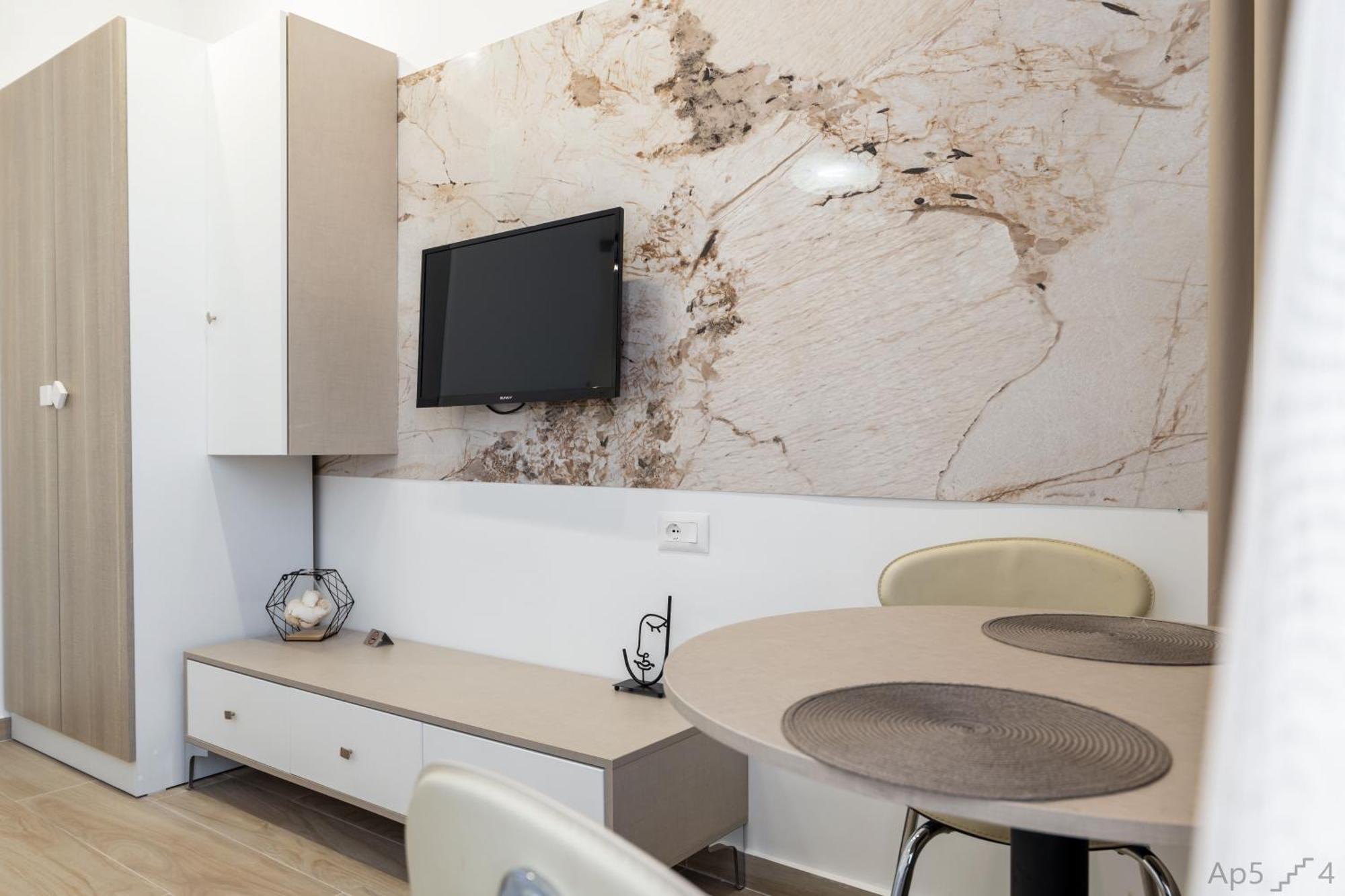 Al Mare Rooms Sarandë Eksteriør bilde