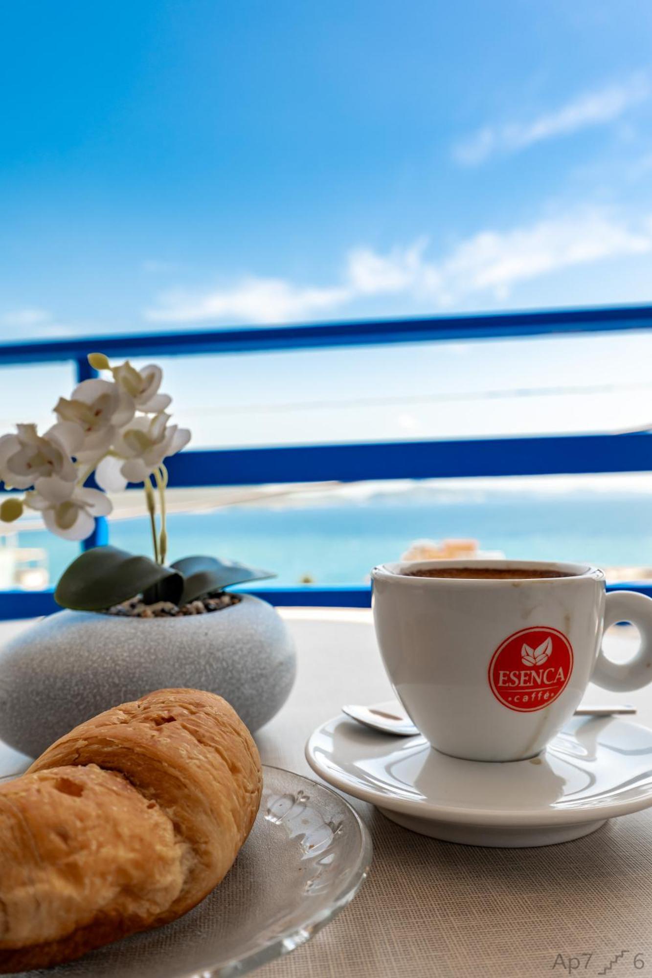 Al Mare Rooms Sarandë Eksteriør bilde